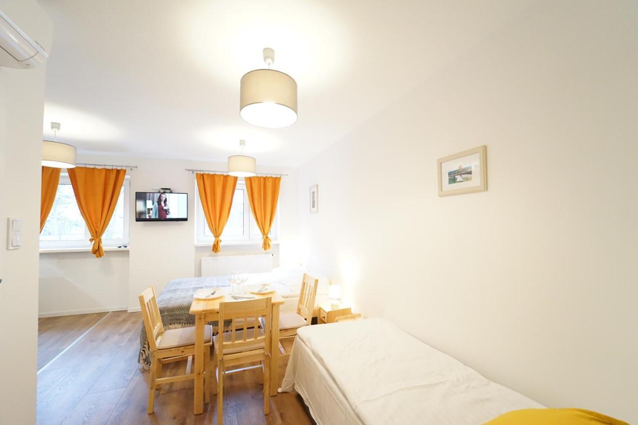 Apartamenty Everysky - Jeleniogorska 1A 스클라르스카포렘바 외부 사진